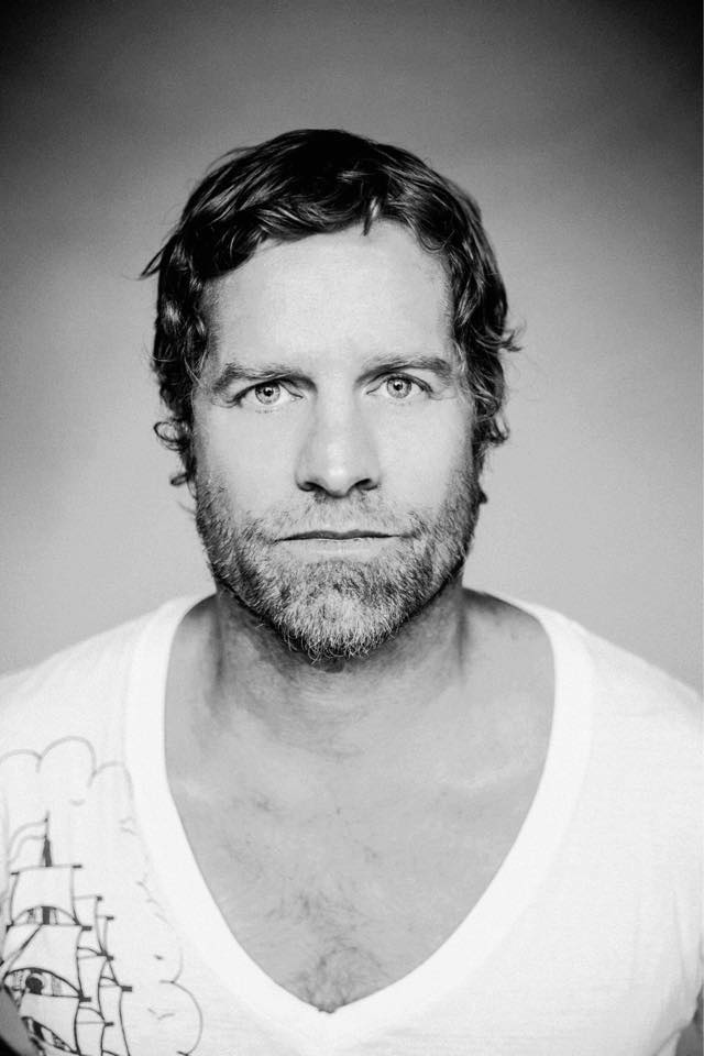 Arno Carstens