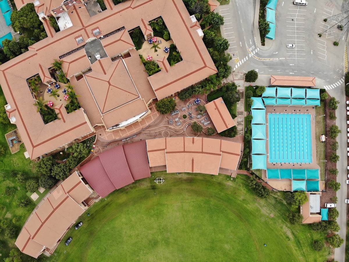 Dainfern College