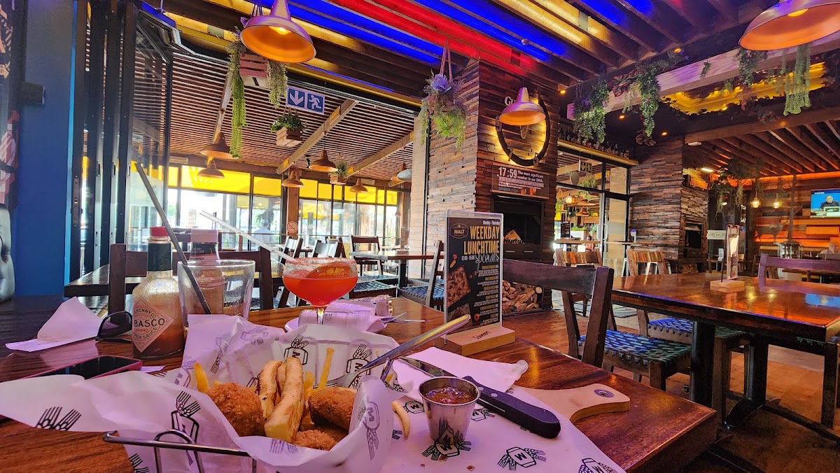 Malt Barrel & Fire Silverlakes
