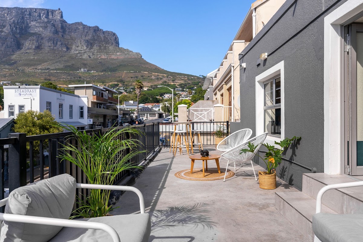 CURIOCITY Kloof Street
