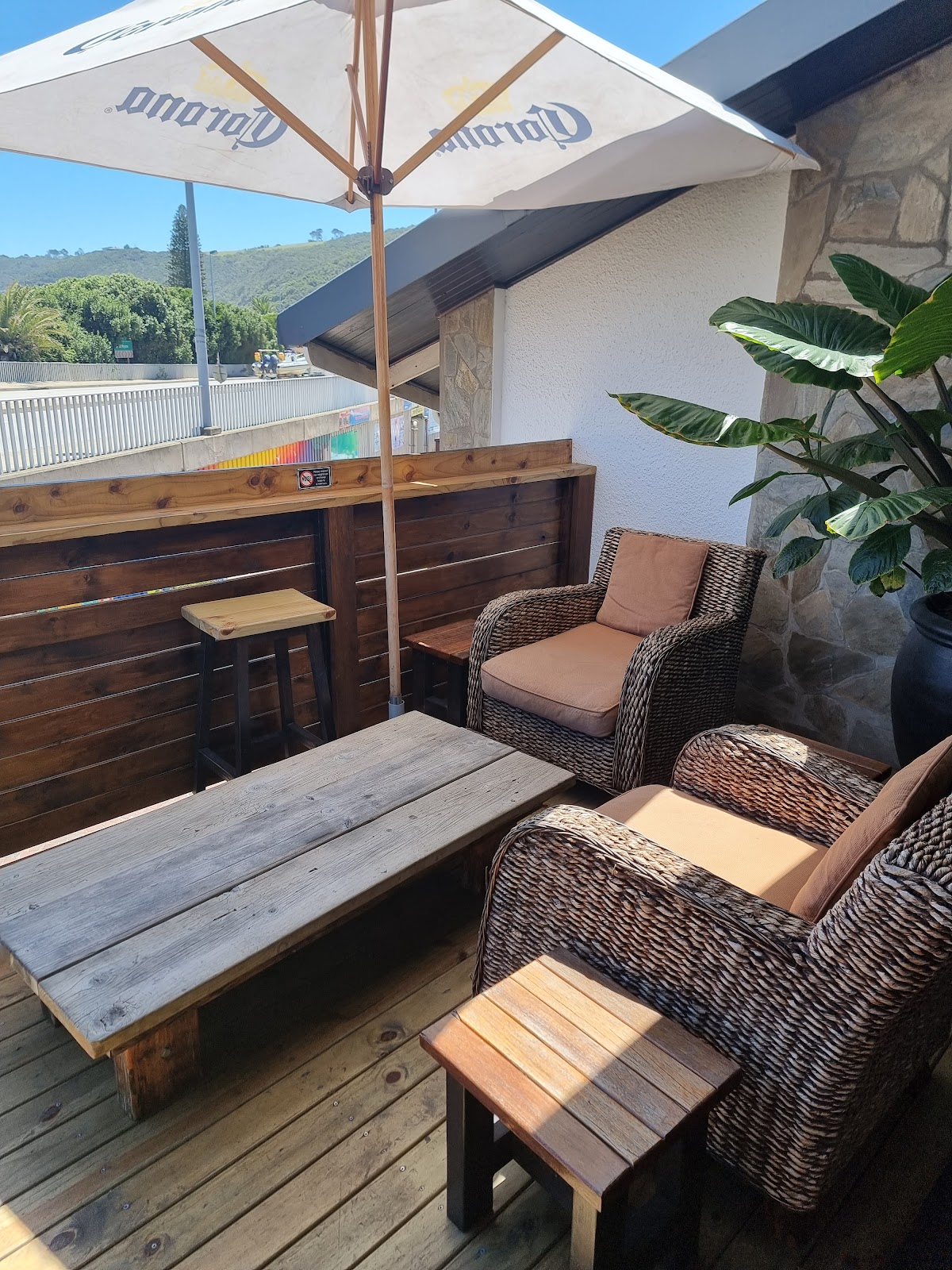Backline Lounge Bar