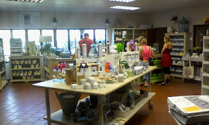 BAHATI HEALTH & INFO CENTRE, White River