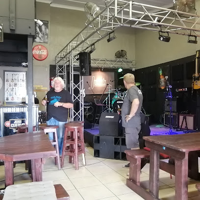 Jozi's Show Bar
